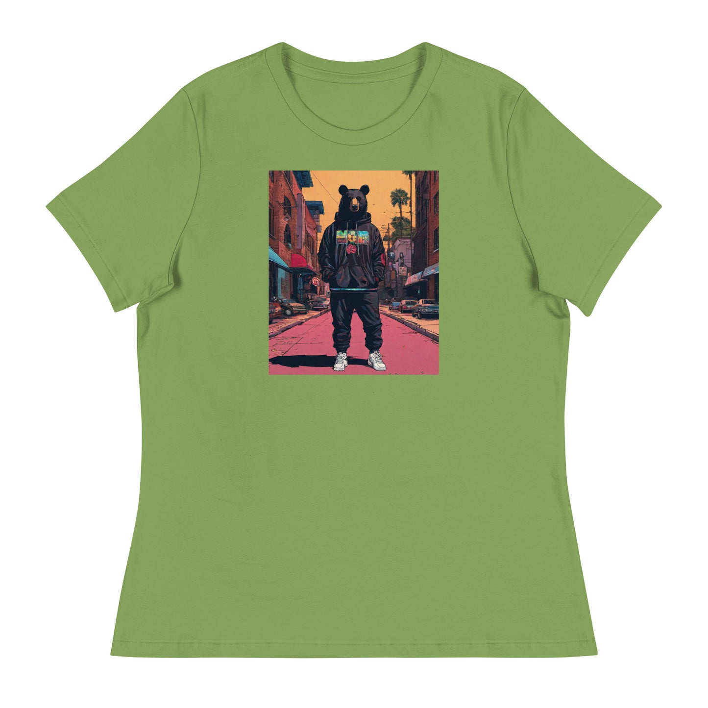 Urban Bear Women's Graphic T-Shirt Leaf